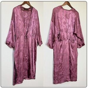 NWT Zara silk kimono